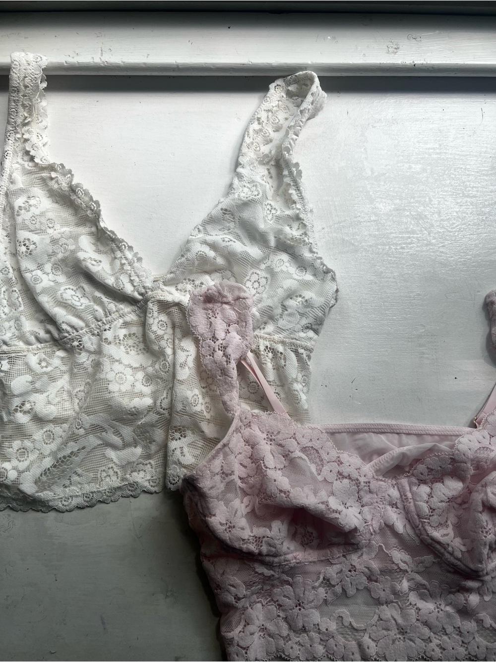 aerie Lace Bralette Set in White and Light Pink